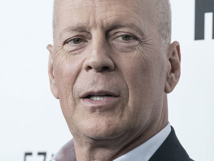 Bruce Willis: Weiß er gar nicht von seiner Demenz? Herzzerreißendes Gesundheits-Update