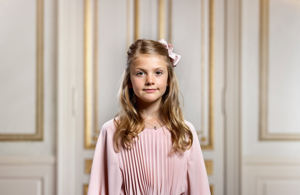 Estelle von Schweden lächelt
