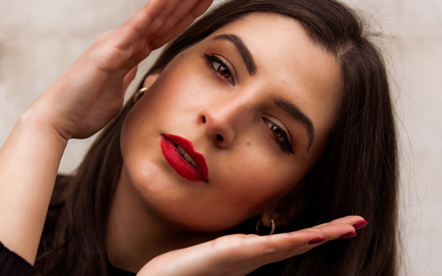 Make-up: Mit diesem 6-Euro-Puder verschwinden große Poren
