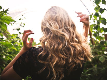 Laut "Öko-Test": Dieses Drogerie-Shampoo rettet geschädigtes Haar