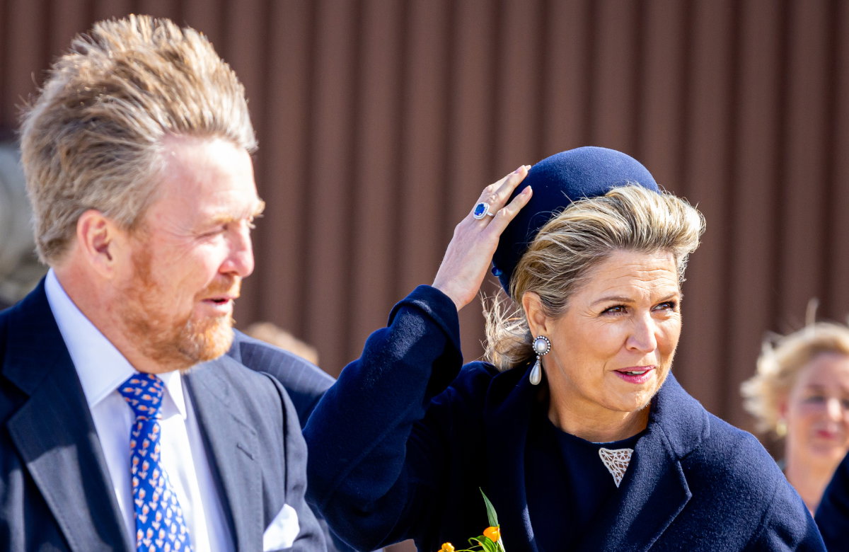 Máxima der Niederlande und Willem-Alexander kämpfen mit dem Wind