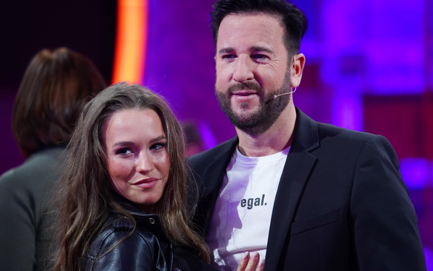 Laura Müller und Michael Wendler glücklich