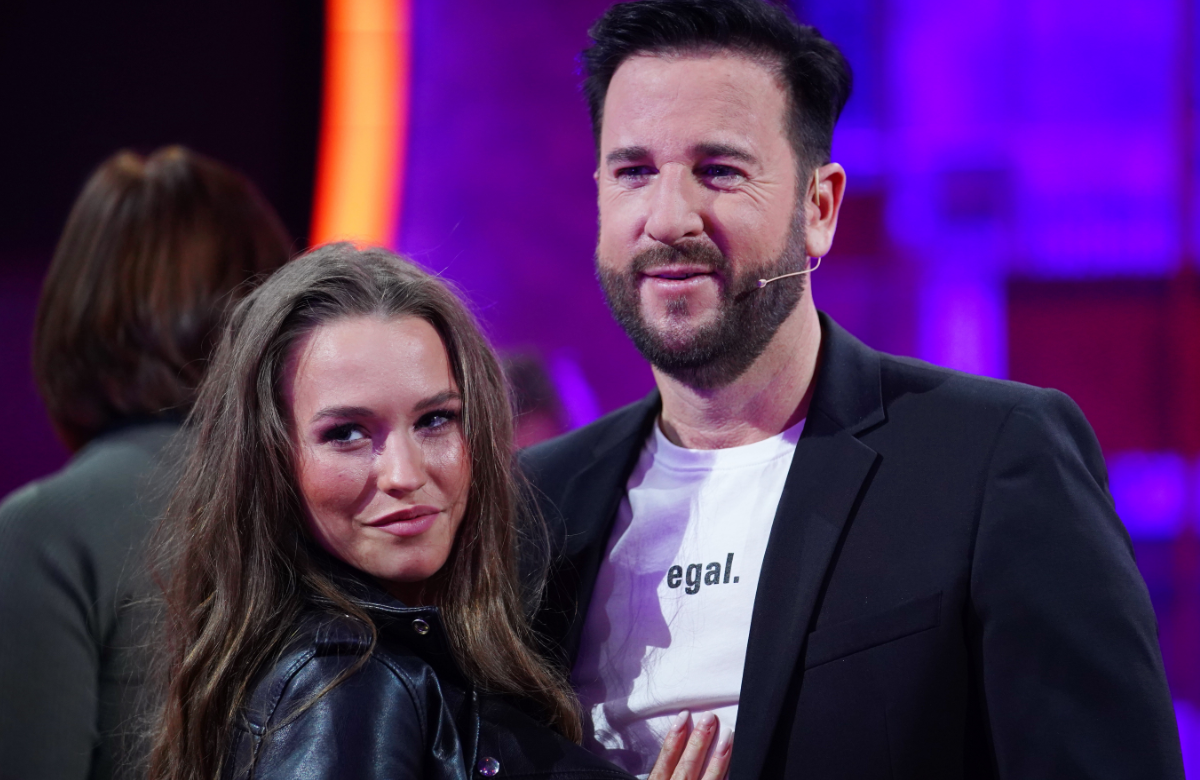 Laura Müller und Michael Wendler glücklich