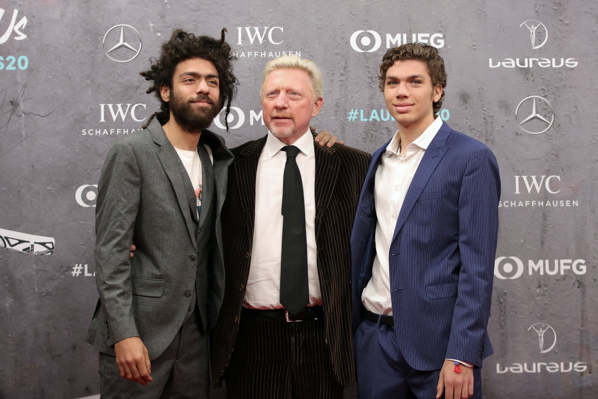 Boris Becker mit seinen Söhnen Noah und Elias (r.)