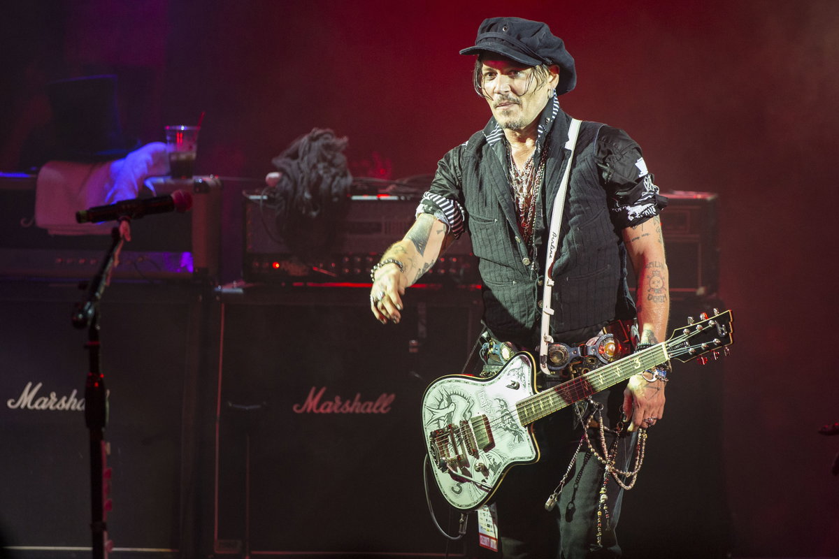 Johnny Depp live auf der Bühne