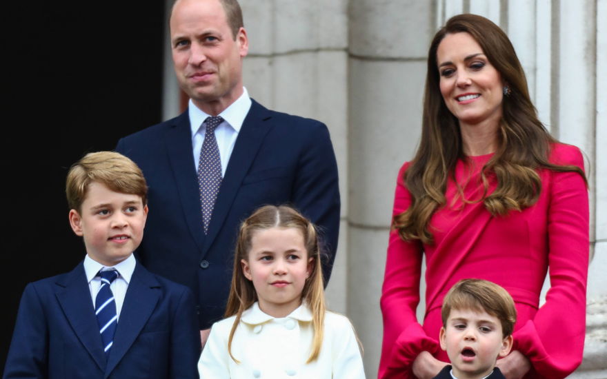 Prinz William und Prinzessin Kate mit ihren Kindern George, Charlotte und Louis