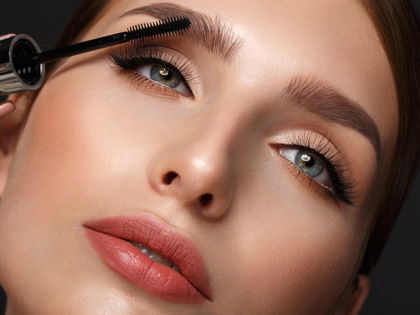 Mascara: Diese 2-Euro-Wimperntusche hält allem stand