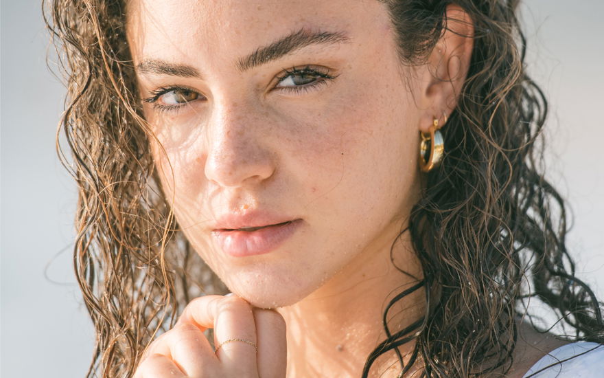 Anti-Aging: Dieses Hyaluron-Serum wirkt gleich 4-fach