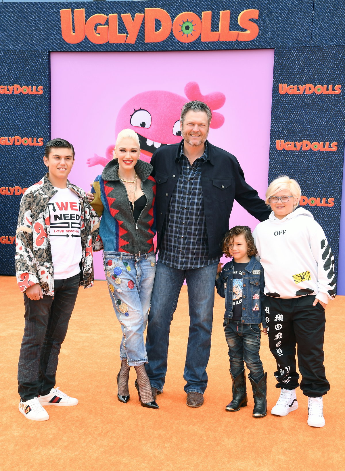 Blake Shelton und Gwen Stefani mit ihren Kindern Kingston, Apollo und Zuma