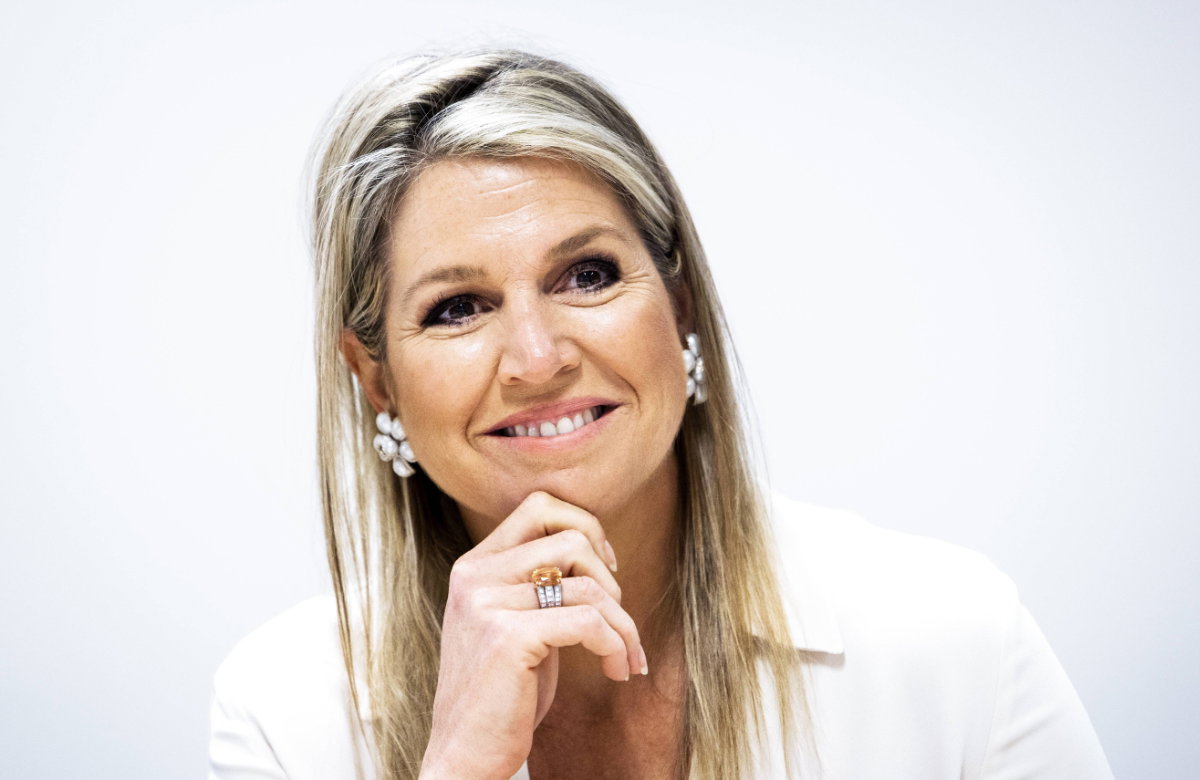 Máxima der Niederlande schaut nachdenklich