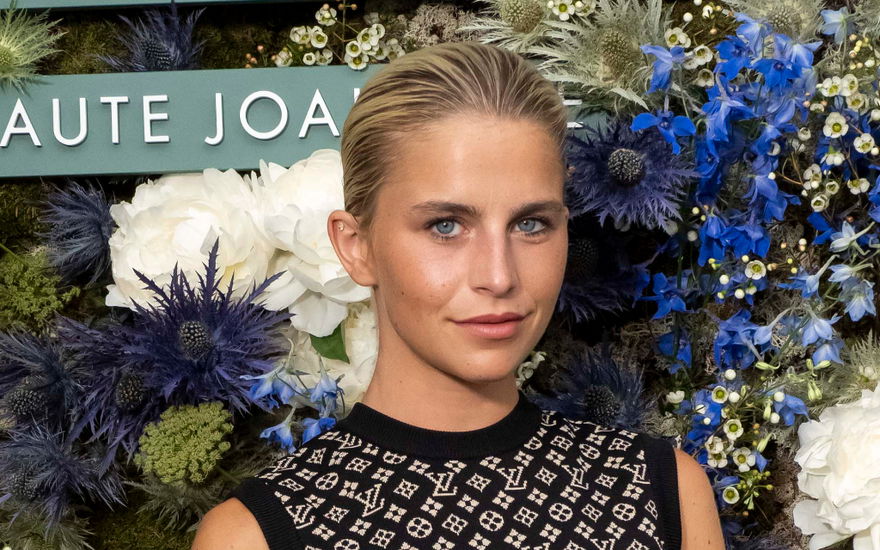 Caro Daur: Dieser gehypten Creme aus "Die Höhle der Löwen" verdankt sie ihren Model-Glow