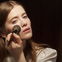 Make-up meets Anti-Aging: Dieses Puder reduziert Falten wie Botox