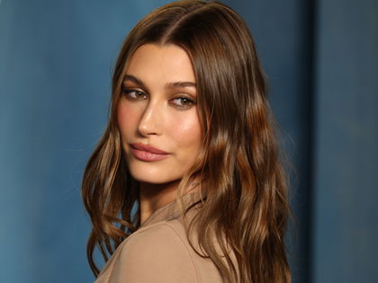 Hailey Bieber: Traumhafte Wimpern dank DIESER Mascara