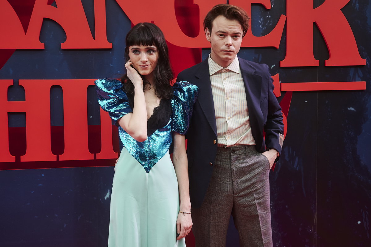 Charlie Heaton und Natalia Dyer aus "Stranger Things"