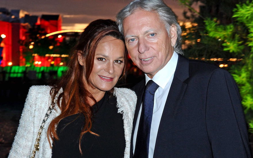 Andrea Berg und Ulrich Ferber posieren eng nebeneinander