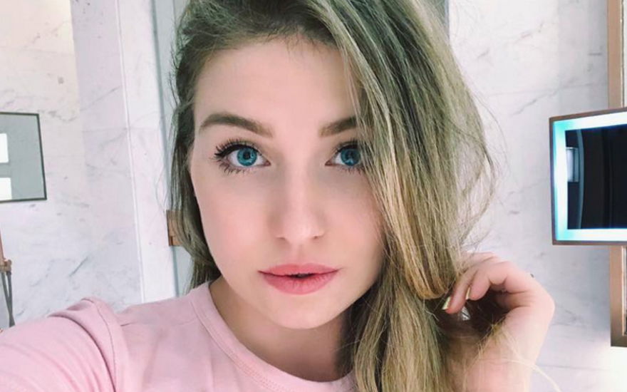 Bibi Claßen Selfie