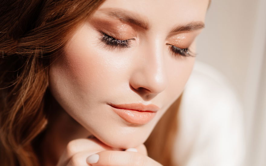 Beauty-Trend 2022: Auf dieses vegane Wimpernserum schwören alle Blogger