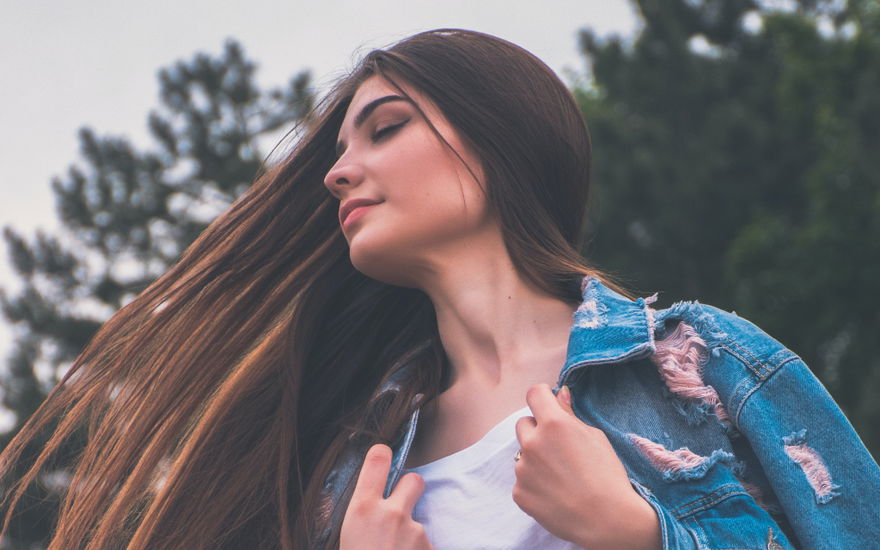 Extensions pflegen: So bleibt deine Haarverlängerung lange schön