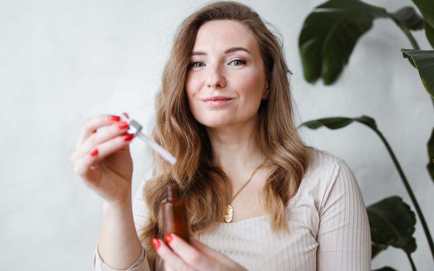 Laut Amazon: Das sind die 5 besten Anti-Aging-Seren