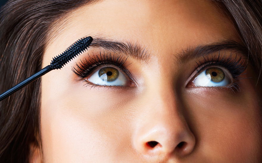Mascara: Das sind die 5 besten Wimperntuschen für lange Wimpern
