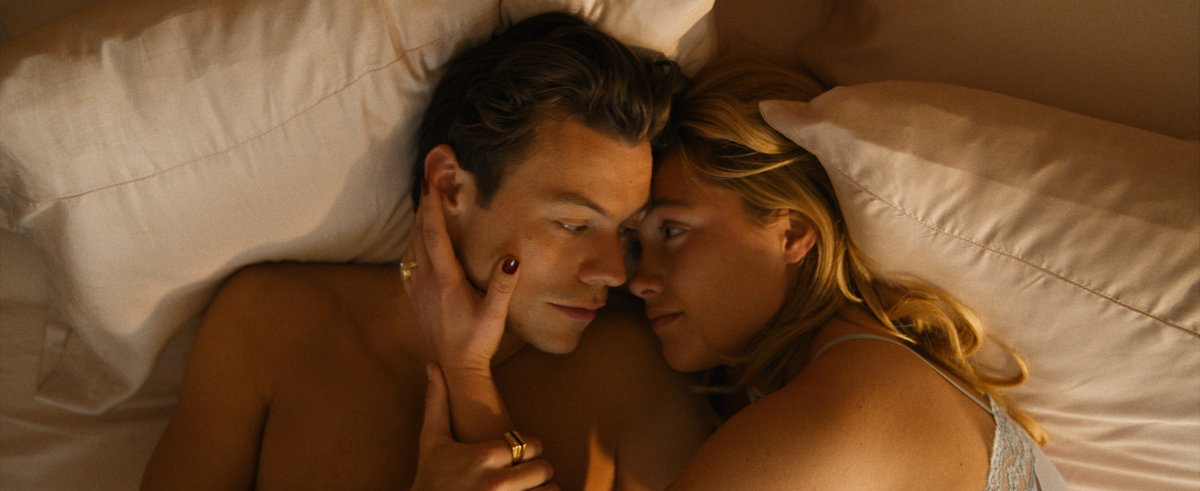 Sexszene in "Don't Worry Darling": Harry Styles und Florence Pugh im Bett