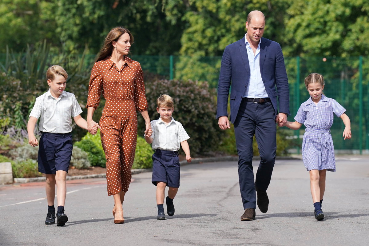 Prinz Louis' erster Schultag: Kate, William, George und Charlotte begleiten ihn