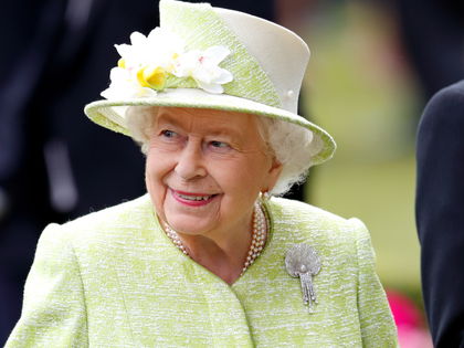 Queen Elizabeth II: DAS war das Lieblingsparfum der Monarchin