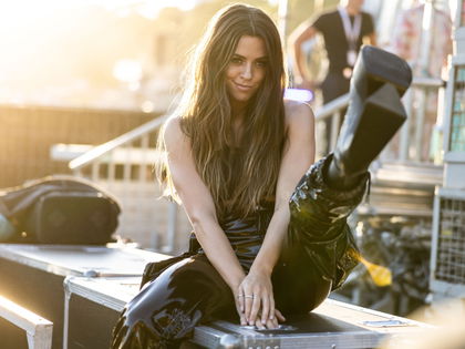 Laut Vanessa Mai: DIESE Sneaker sind ein absolutes Must-have