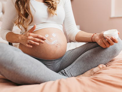 Schwangerschaft: Auf DIESE Body Butter schwören alle werdenden Mamis 
