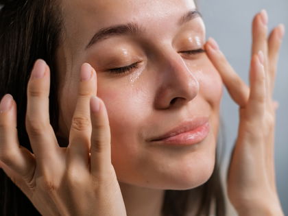 Anti-Aging: Diese Creme hellt Augenringe sichtbar auf