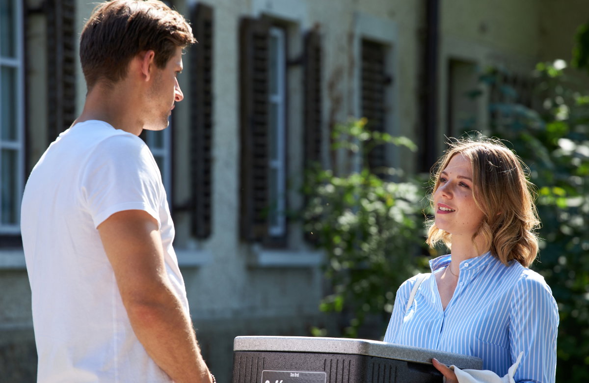 Sturm der Liebe Paul und Josie schauen sich an