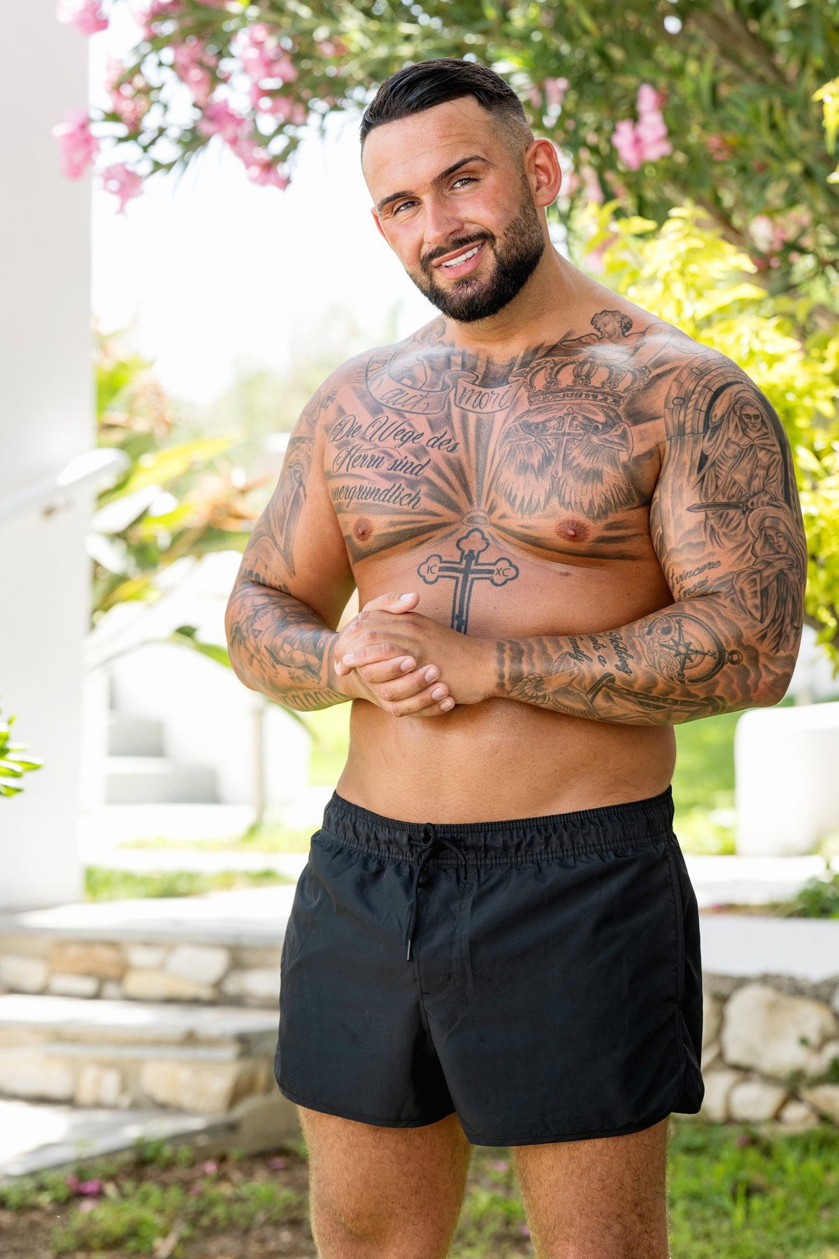 Sasa von Are you the One in Badehose