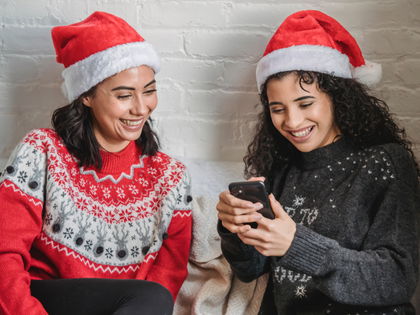 Weihnachten 2024: Die besten Ugly Christmas Sweater