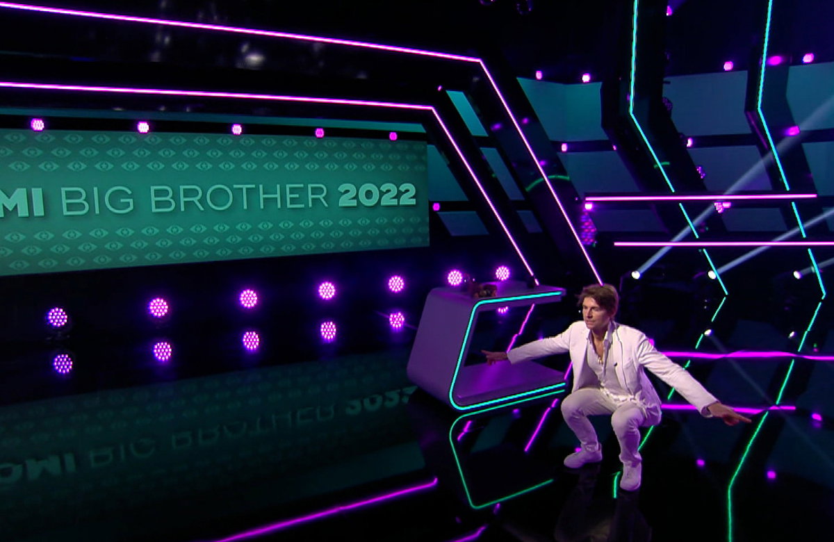 Jeremy Fragrance macht nach Exit Kniebeuge im "Promi Big Brother"-Studio