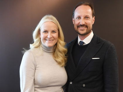 Mette-Marit von Norwegen: Ihre Liebesgeschichte mit Prinz Haakon in Bildern