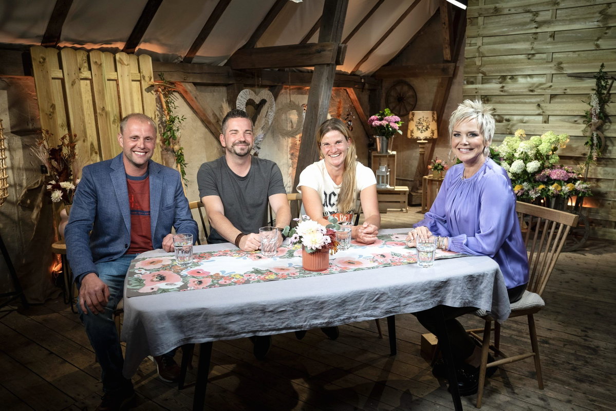Inka Bause mit Bauer sucht Frau Kandidaten Michael, Sascha und Loretta