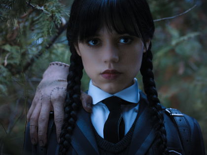 Wednesday-Addams-Make-up: So stylst du Jenna Ortegas Look nach