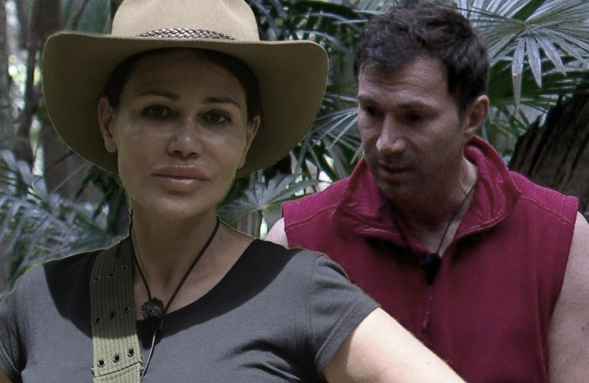 Djamila Rowe guckt im Dschungelcamp ernst, Lucas Cordalis guckt zur Seite