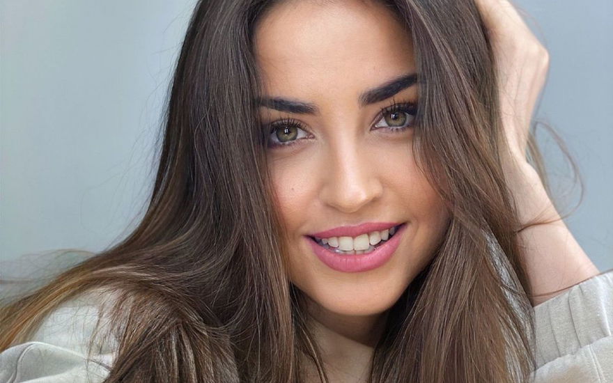Ekaterina Leonova Let's Dance 2023 Profi-Cast RTL lächelt