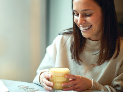 Goldene Milch nach Myra Snöflinga: So heilst du deinen Körper natürlich