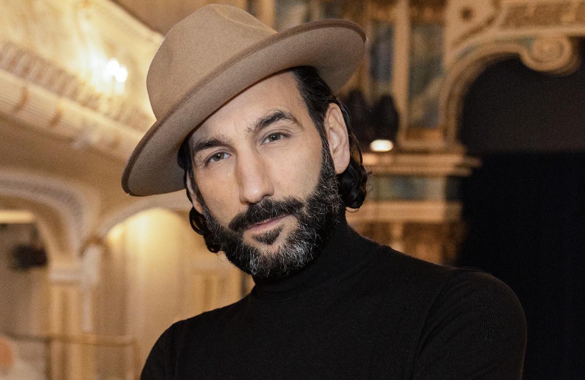 Massimo Sinato Let's Dance 2023 Profi-Cast mit Hut