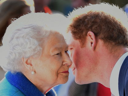 Queen Elizabeth II. (†96): Herzzerreißende letzte Worte von Prinz Harry enthüllt