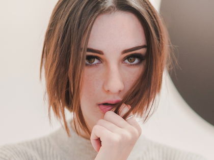 Make-up: Diese Foundation stärkt die Hautschutzbarriere mit Niacinamiden