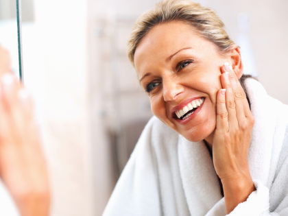 Beste Gesichtscreme in den Wechseljahren: Diese Anti-Aging-Creme ist die Nummer 1