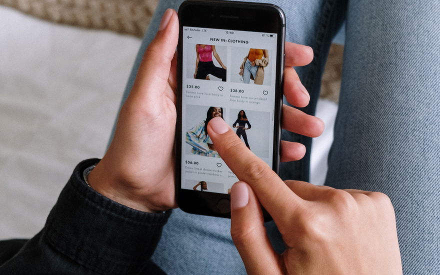 So shoppst du neue Modetrends und Top-Marken günstig