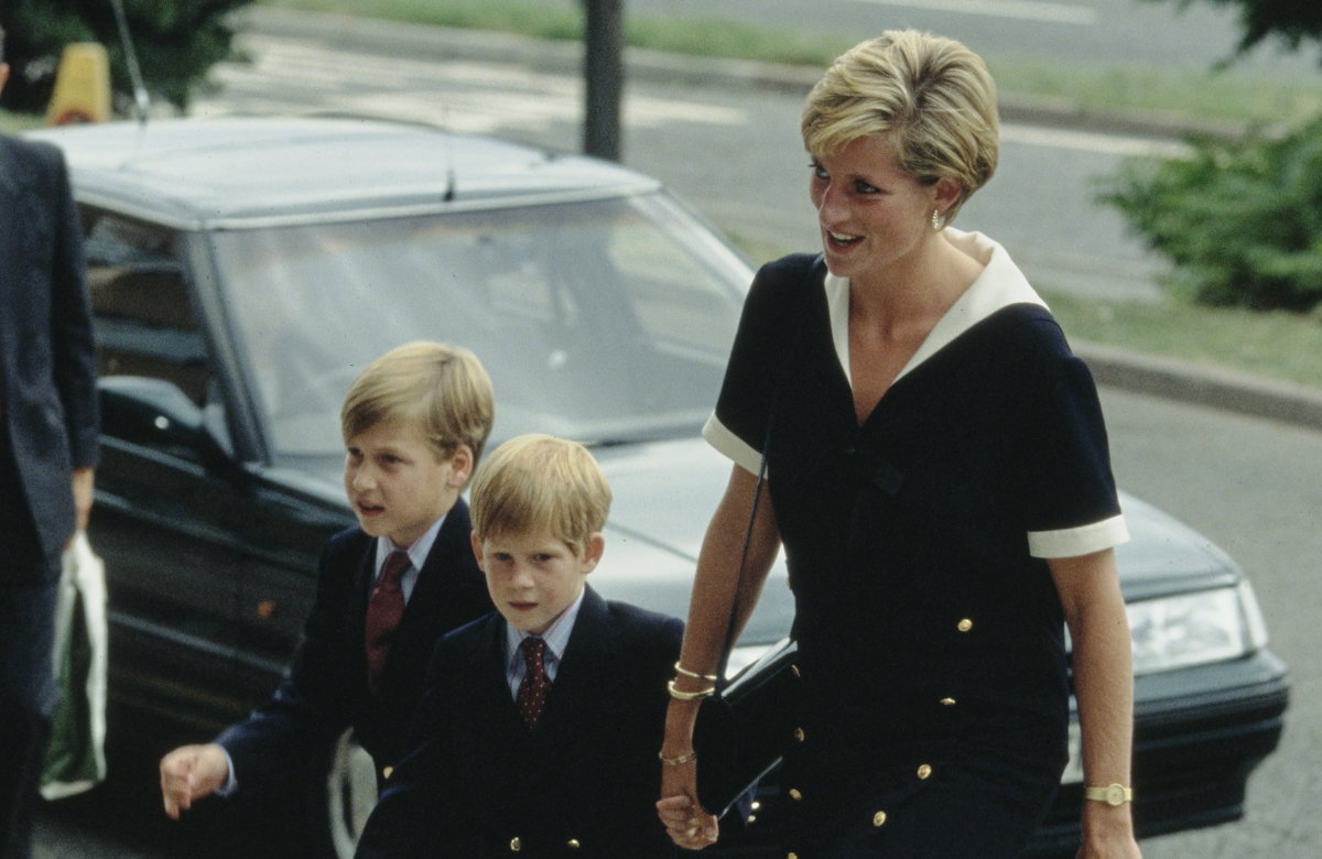 Prinz William, Prinz Harry und Prinzessin Diana.
