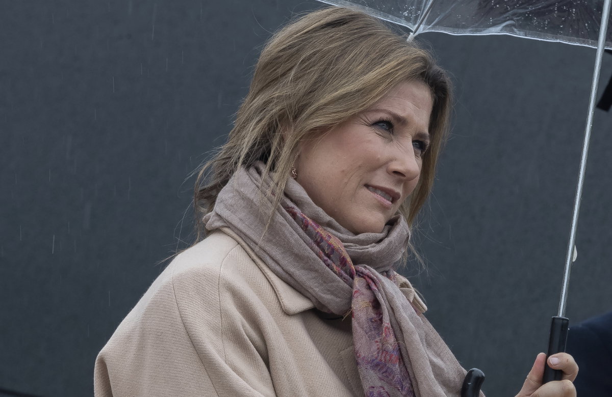 Prinzessin Märtha Louise im Regen.