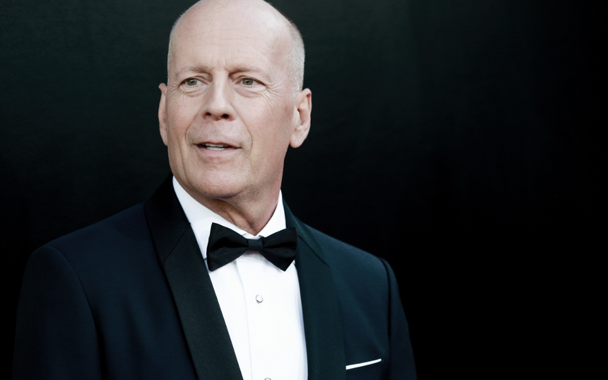 Bruce Willis im Anzug