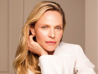 Beauty-Trend 2023: DIESES Produkt zaubert dir die gehypte Cloud Skin