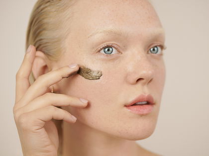 Laut Expertin: SO gut ist Manuka-Honig für deine Haut